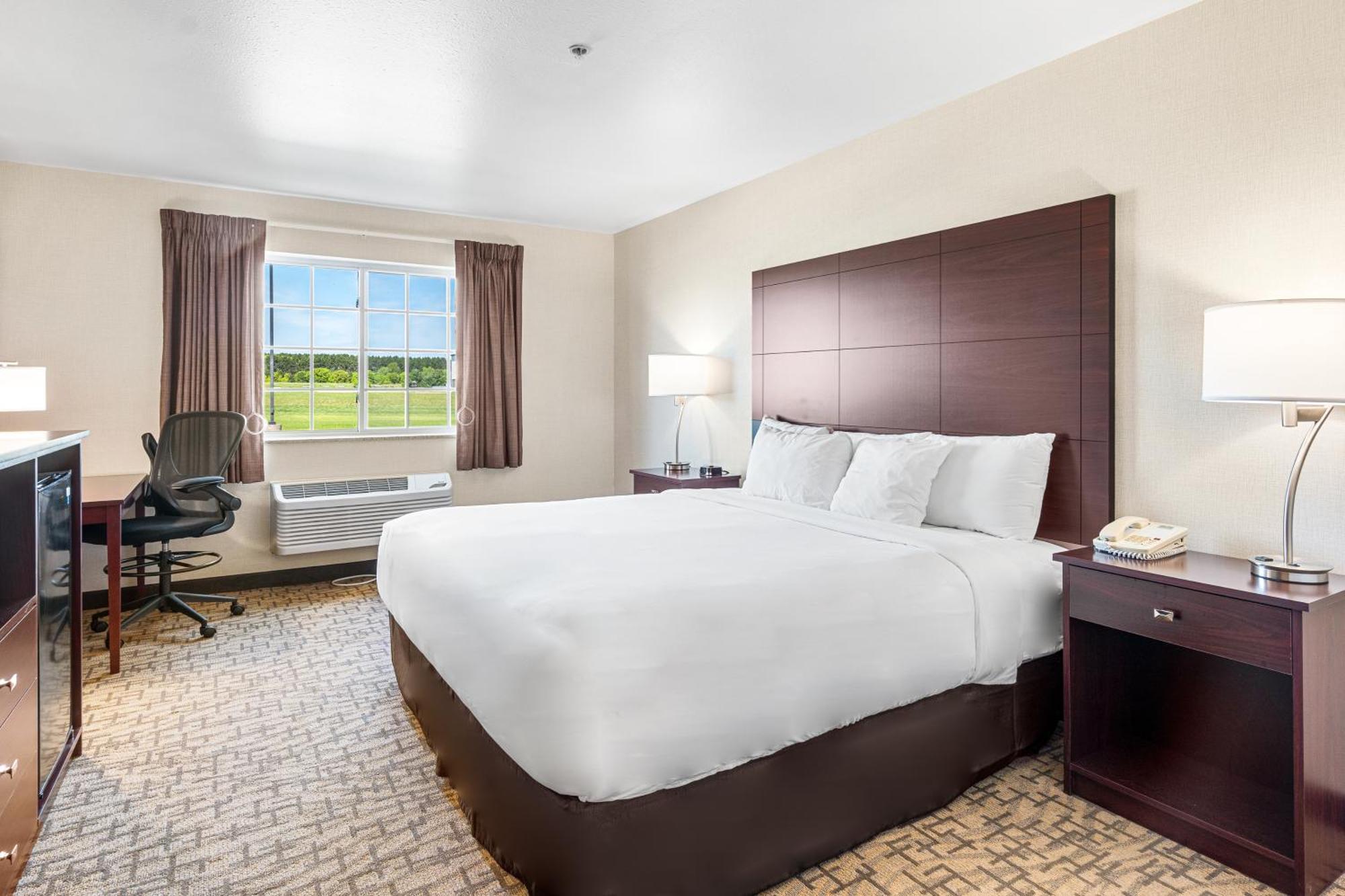 Boarders Inn & Suites By Cobblestone Hotels - Shawano Exterior foto